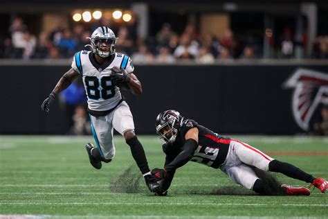 are cornerbacks allowed to fake being a receiver